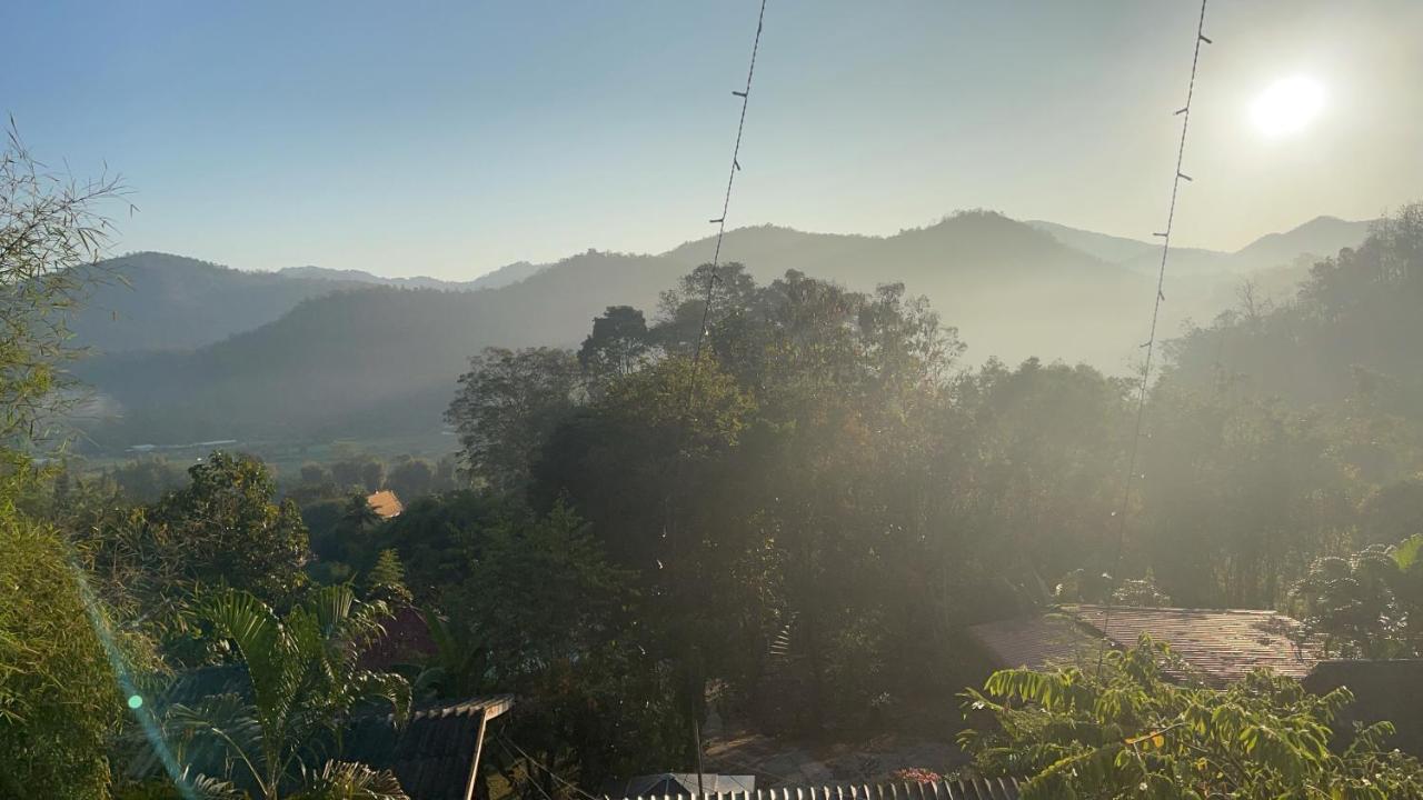 Forest Guesthouse Samoeng Buitenkant foto