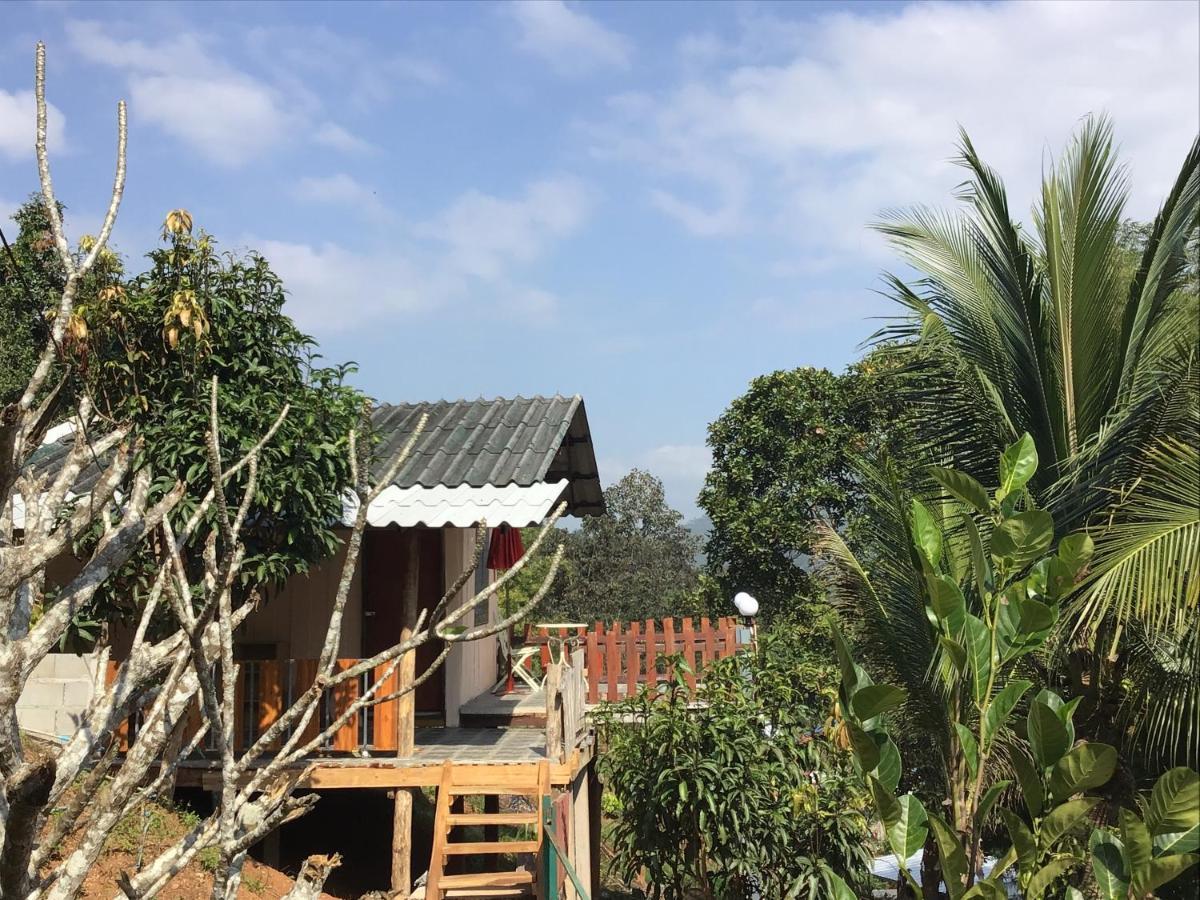 Forest Guesthouse Samoeng Buitenkant foto