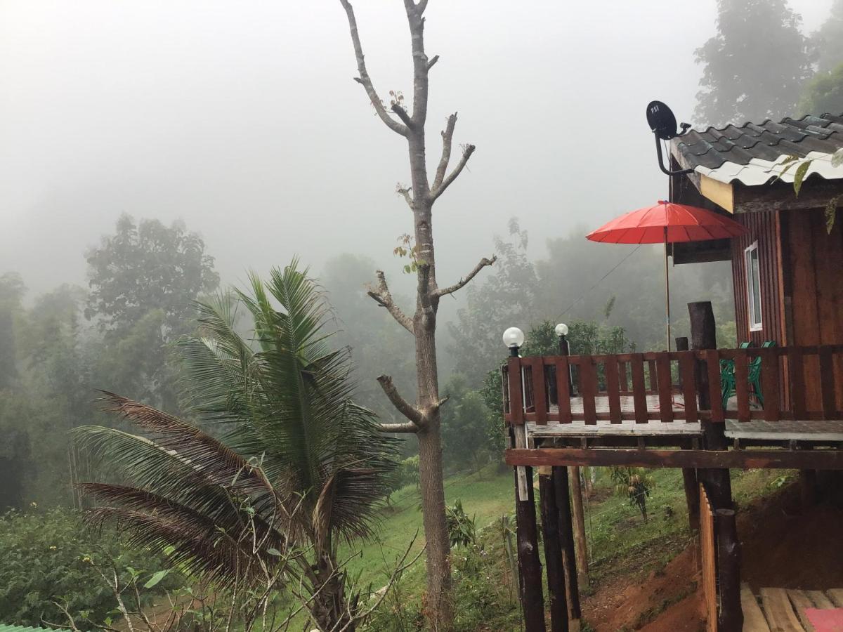 Forest Guesthouse Samoeng Buitenkant foto