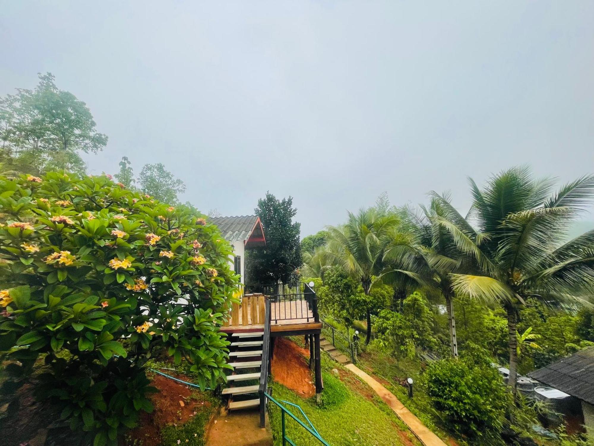 Forest Guesthouse Samoeng Buitenkant foto